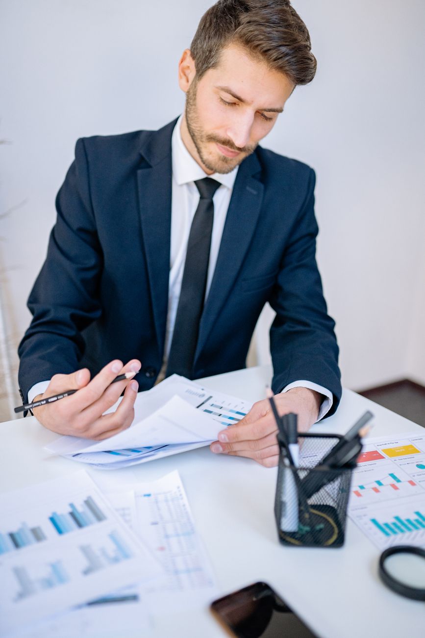 Collaborative team reviews local tax framework guidelines